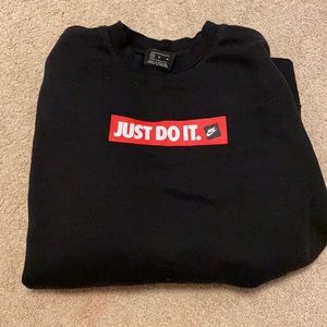 Nike Crewneck